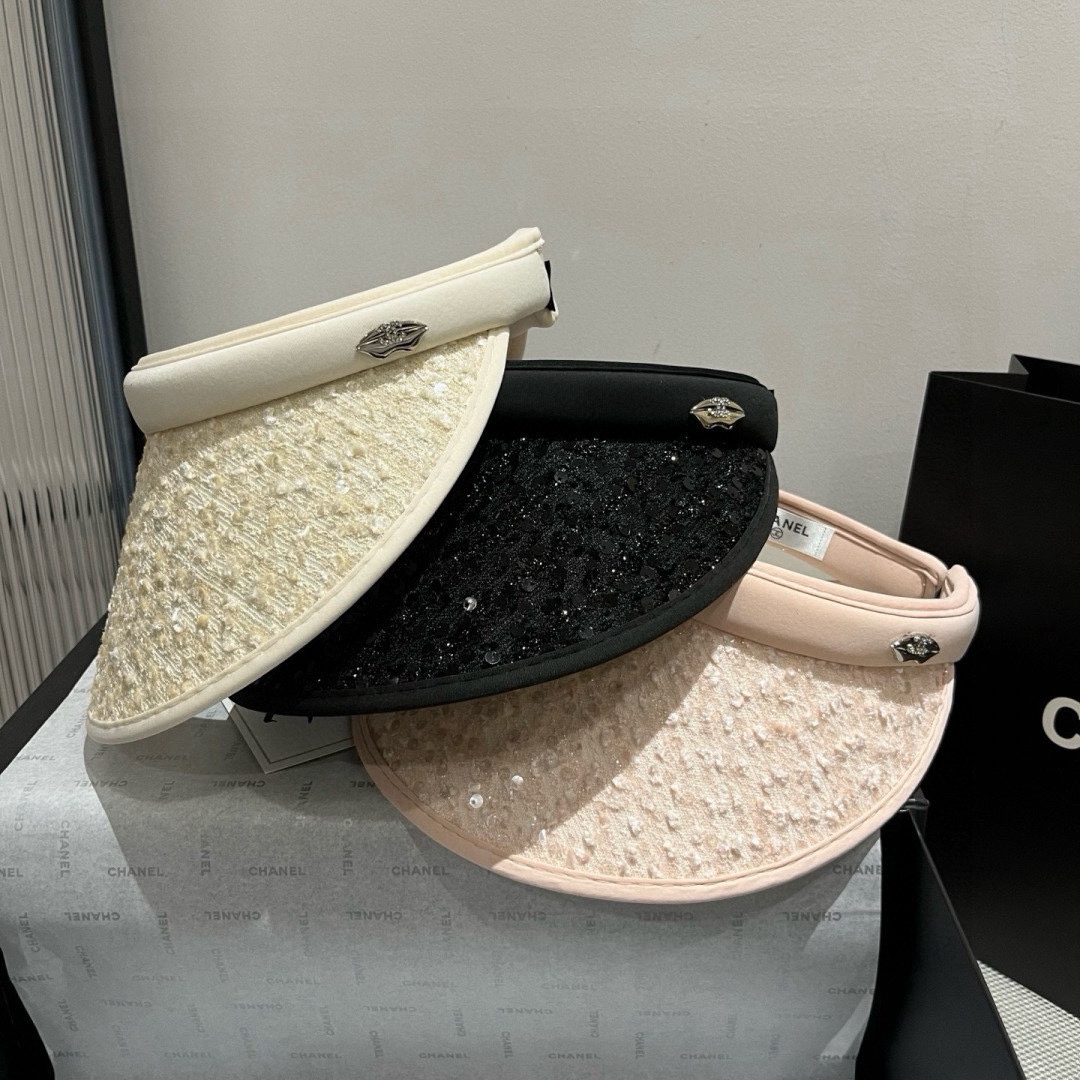 🆕

Chanel香奈儿珠片发箍，遮阳空顶帽