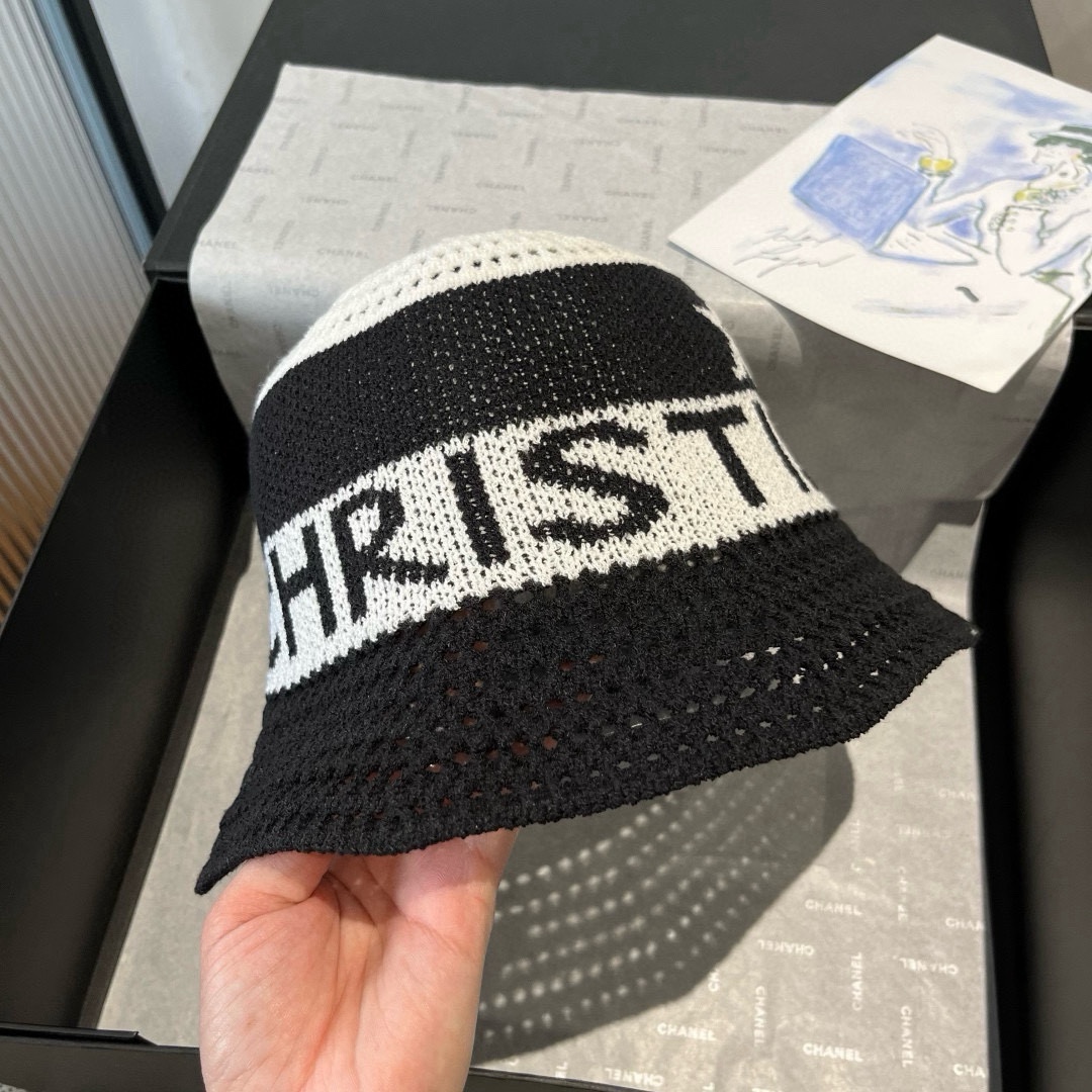 🆕
Dior迪奥新款针织渔夫帽，手抓针织帽
