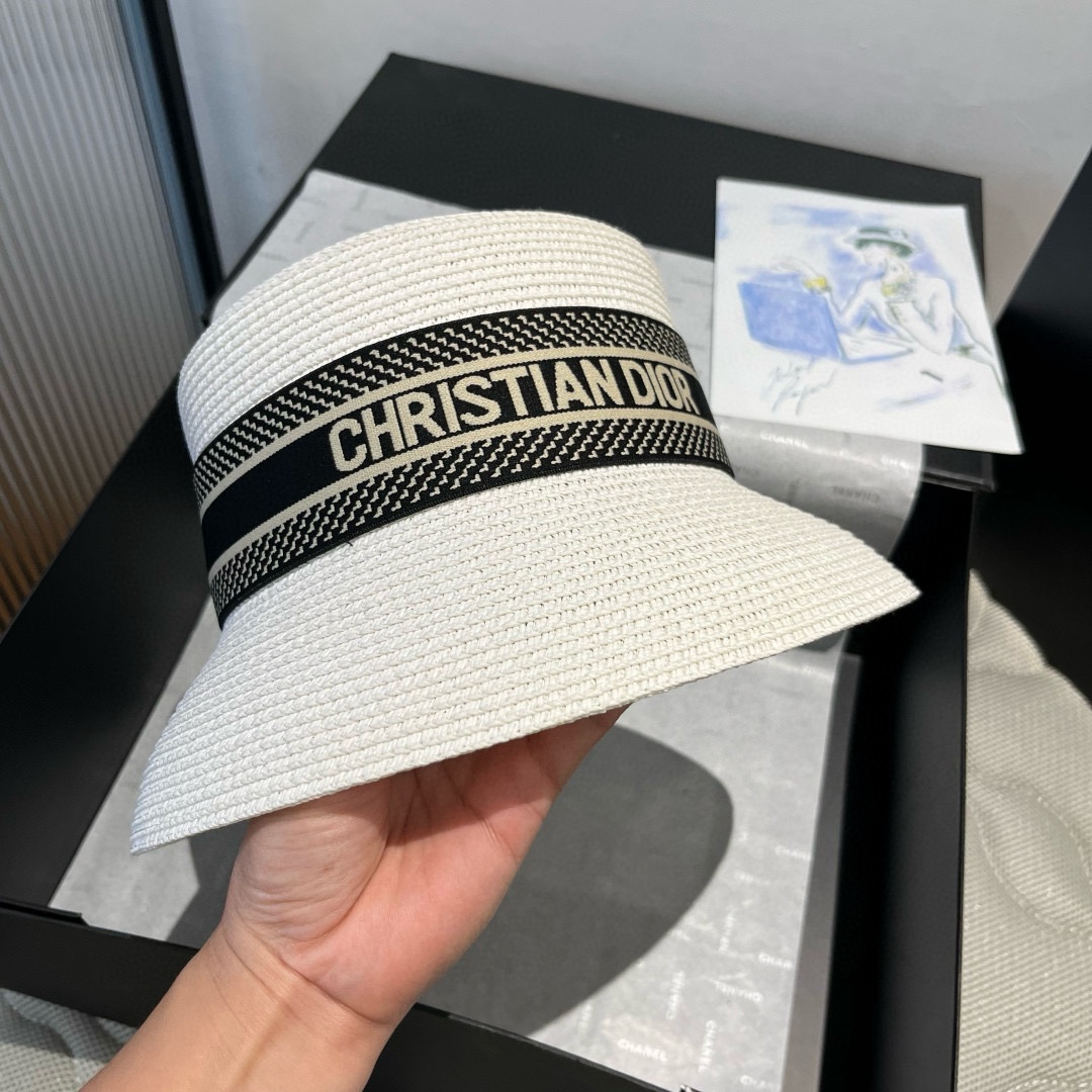 🆕
Dior迪奥盆帽 、盆帽，头围57cm