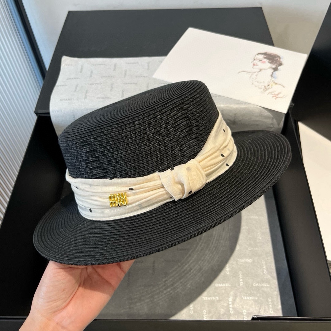 NO:359936,Miumiu Miu new flat top sun hat, sun straw hat, head circumference 57cm hat, straw hat, fisherman hat, baseball hat, hat, miumiu, espadrilles, hatsmiumiu缪缪新款平顶遮阳帽,遮阳草帽,头围57cm帽子草帽渔夫帽棒球帽,帽子,miumiu,espadrilles,hats,hat