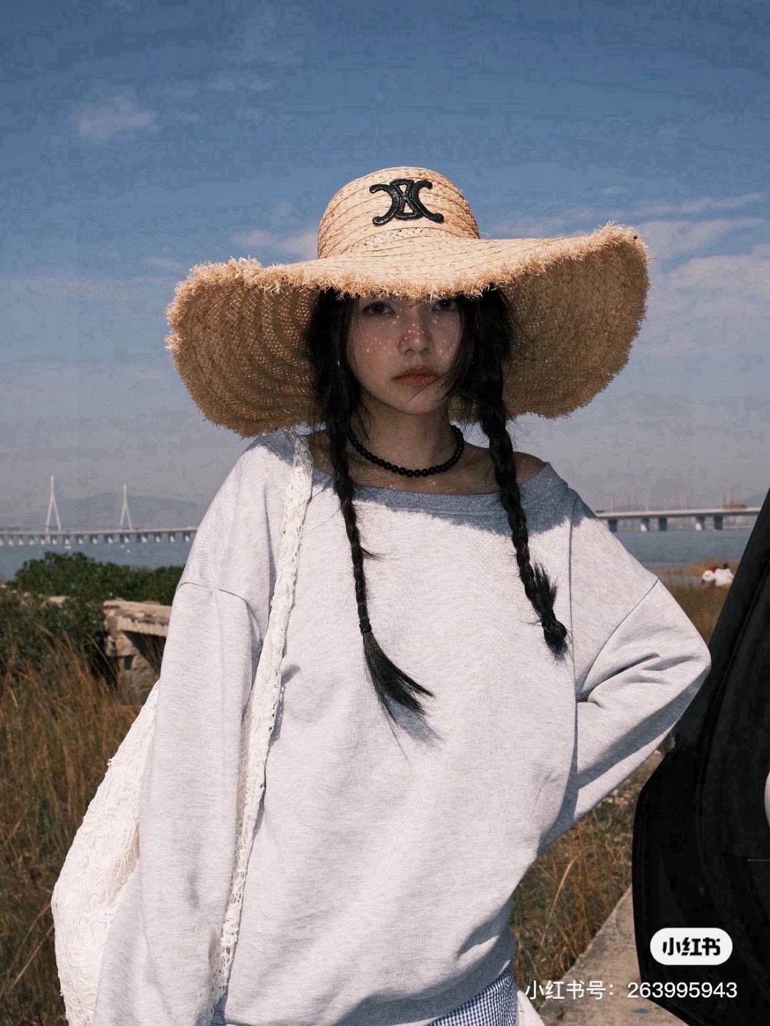 NO:360045,Celine Celine rough edged lafite straw hat, official embroidery logo, head circumference 57cm, must-have for travel sunshade hat, straw hat, fisherman hat, baseball hat, hat, celine, celine, espadrilles, hatsCeline赛琳毛边拉菲草帽,官方款刺绣logo,头围57cm,旅游遮阳必备哦帽子草帽渔夫帽棒球帽,帽子,celine,celine,espadrilles,hats,hat