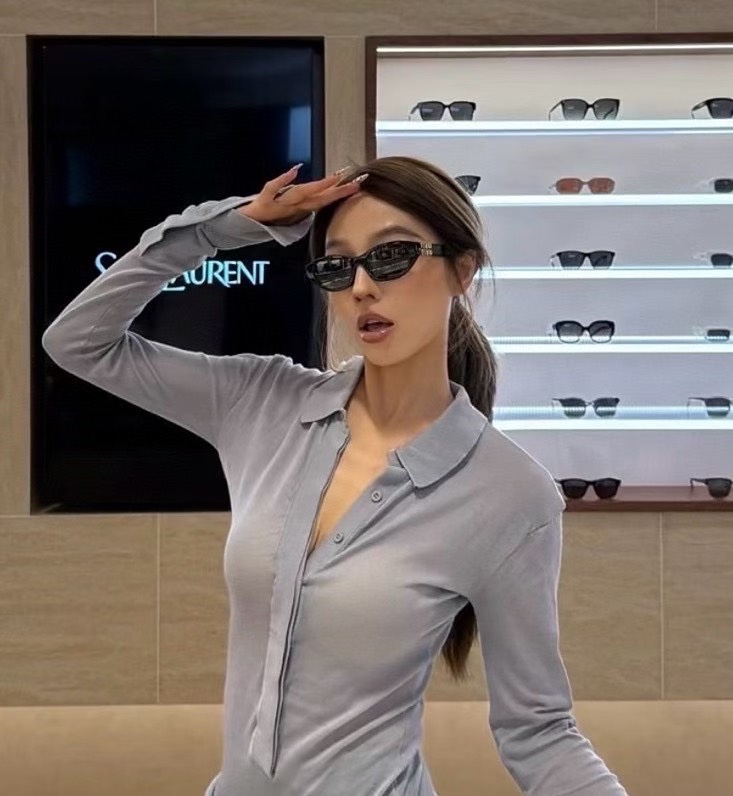 MIU MIU SMUA03S Women's Lightweight Comfortable Cat Eye Sunglasses - Stylish Shades