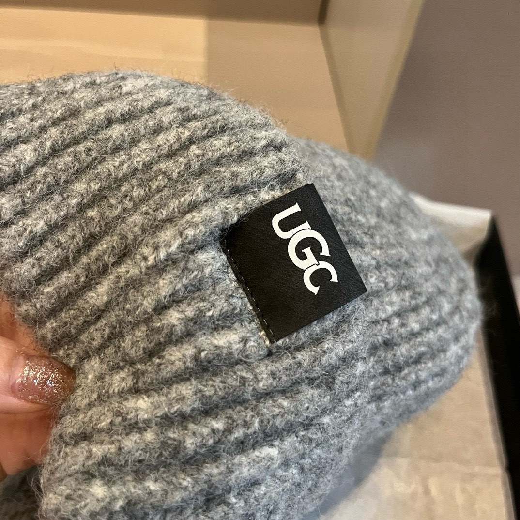 🆕

Ugg新款针织毛线帽，高品质男女通用