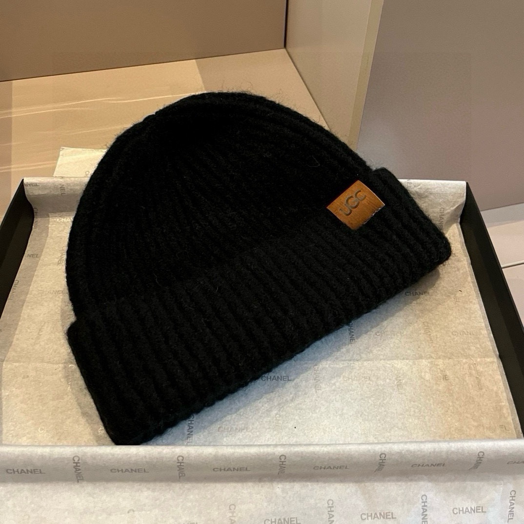 🆕

Ugg新款针织毛线帽，高品质男女通用