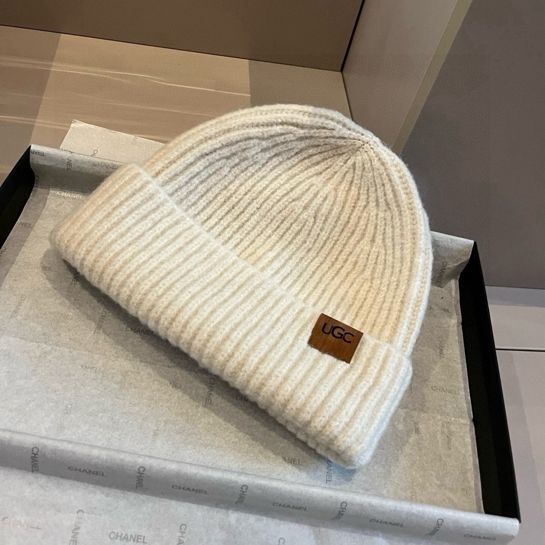 🆕

Ugg新款针织毛线帽，高品质男女通用