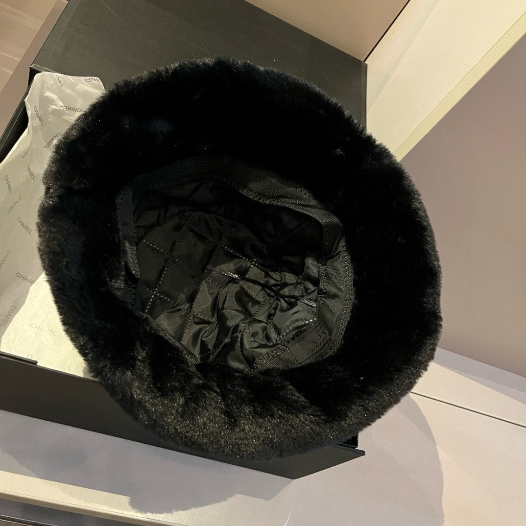 🆕

普拉达新款渔夫帽，羊毛渔夫帽，头围cm