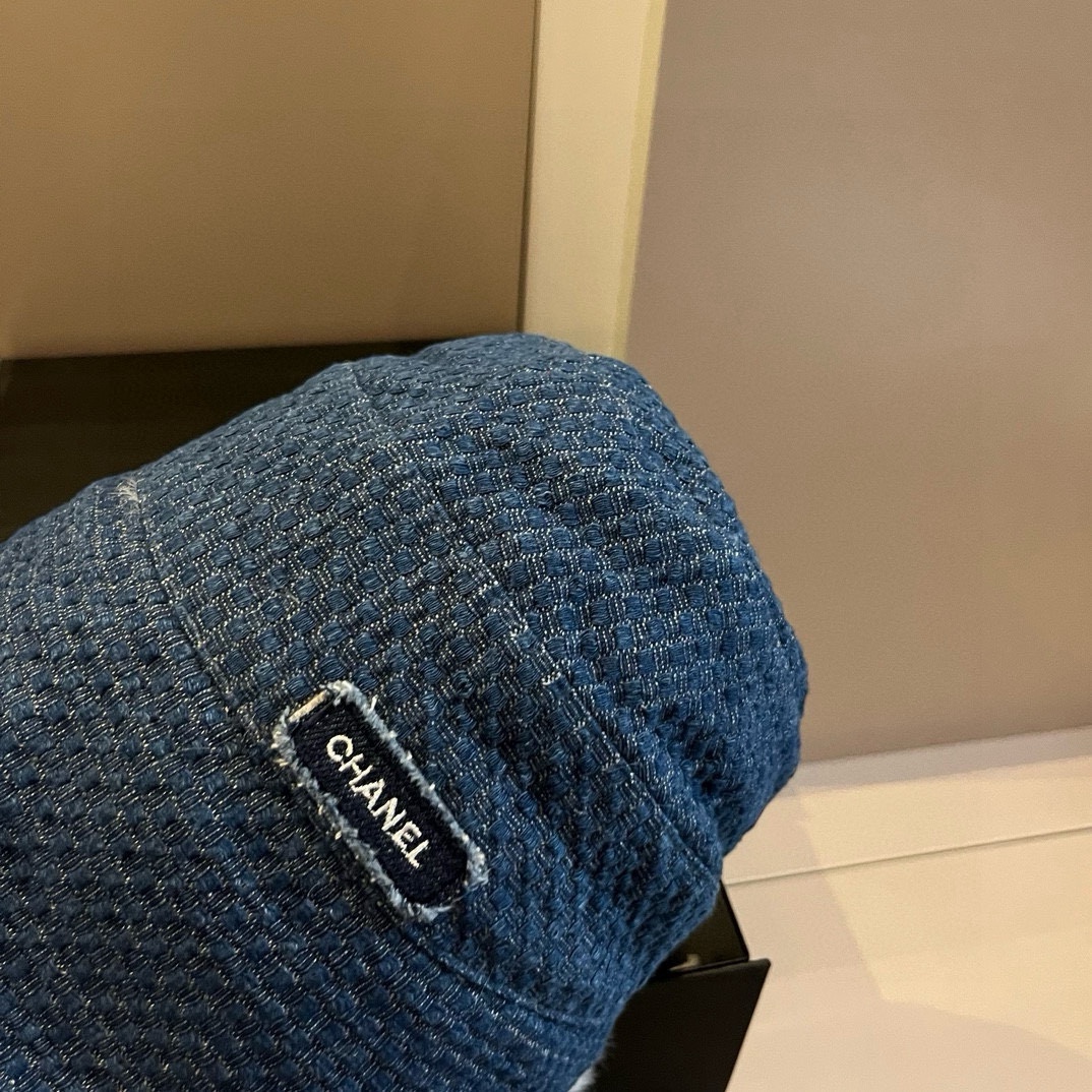 🆕

Chanel香奈儿牛仔渔夫帽，加绒内里护耳帽，头围57cm