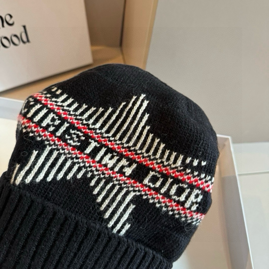 🆕

Dior迪奥针织毛线帽