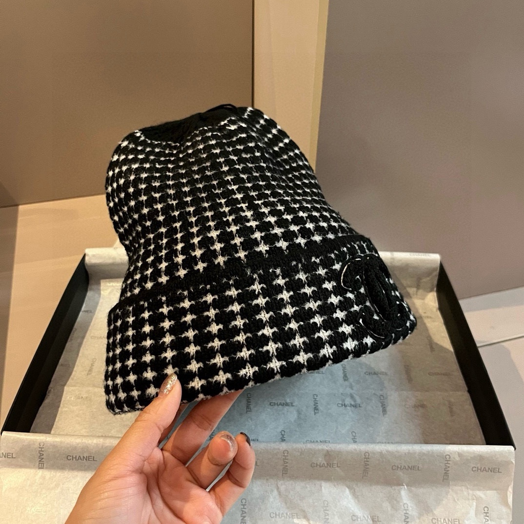 🆕

Chanel香奈儿针织毛线帽