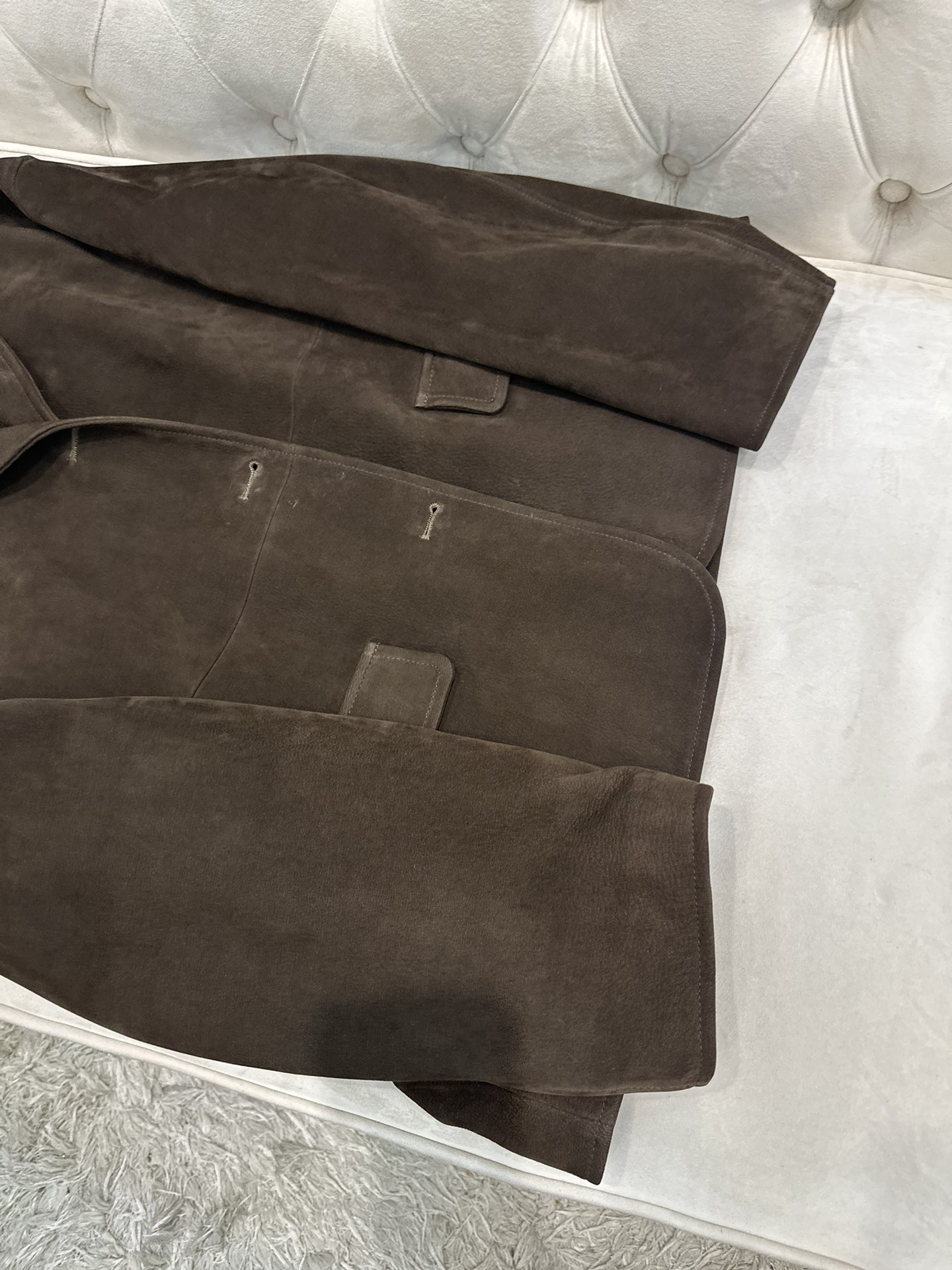 Title: Prada P2880 Original Female Goat Skin Suit with Dust Bag, AW2025 Collection, S-L Sizes. - 图片 6