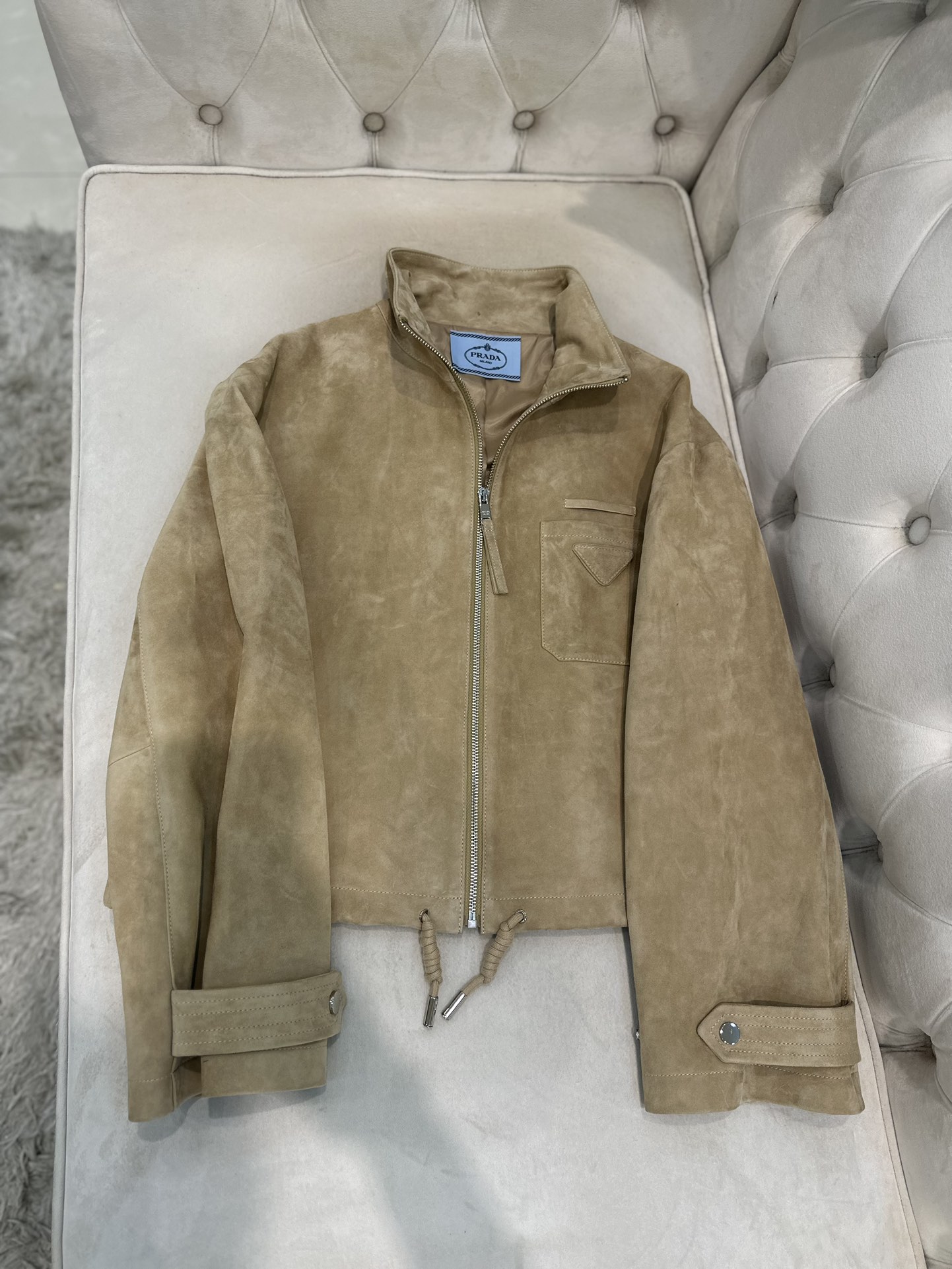 Prada 2025 AW Female Goat Skin Suit with Dust Bag – Kenya Imports S-L - 图片 1