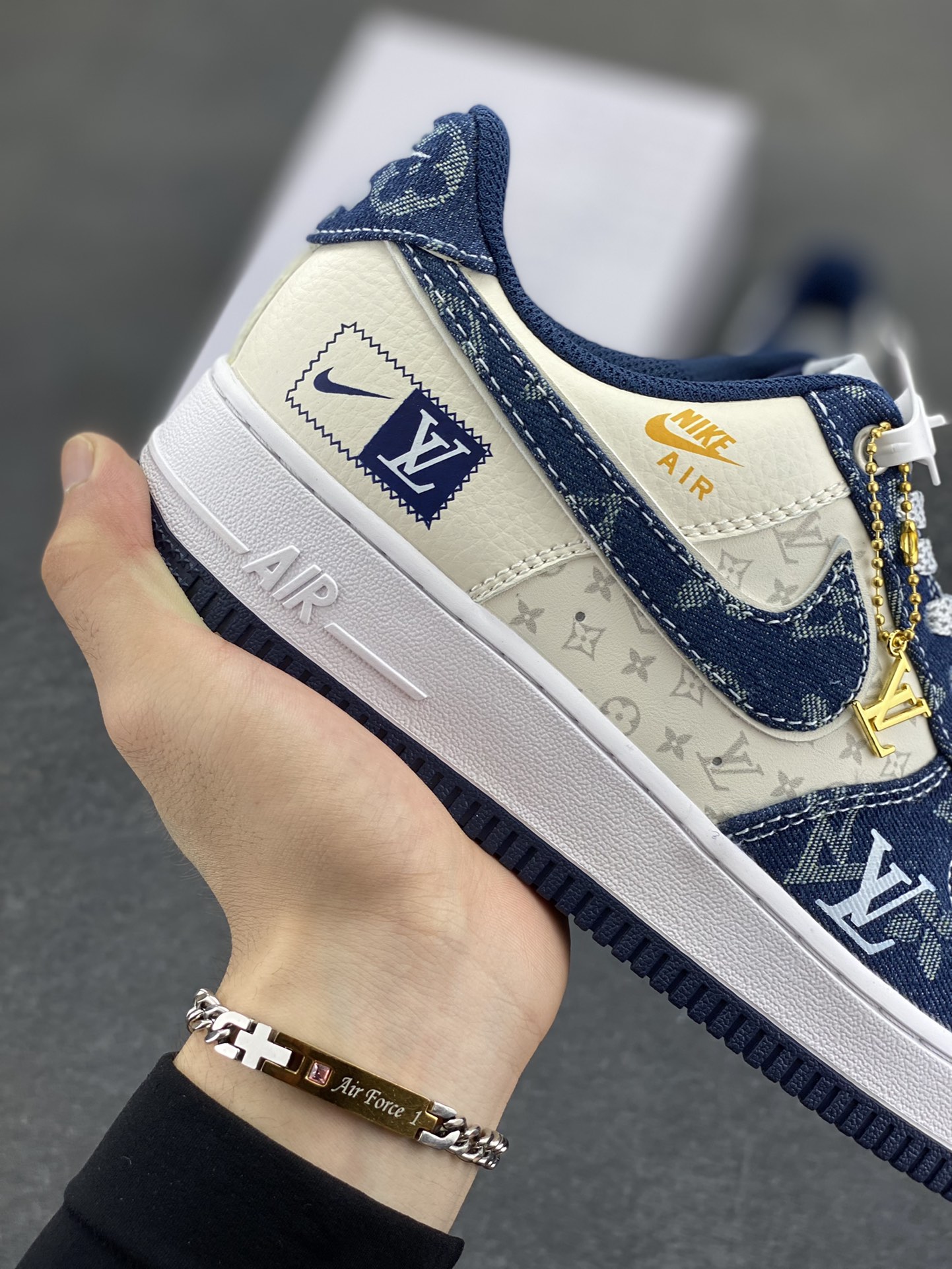 图片[6]-NK Air Force 1‘07 Low 定制款抽屉盒 空军一号低帮休闲板鞋 定制皮料 原楦原纸板 纯正版型 高清洁度 内置全掌气垫 货号：CW2288-111 尺码：36 36.5 37.5 38 38.5 39 40 40.5 41 42 42.5 43 44 44.5 45-选品中心