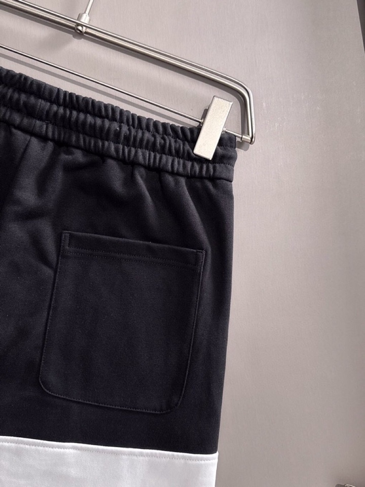 “High-Quality Burberry Barbara Shorts: Summer Comfort in Imported Cotton Fabrics” - 图片 5