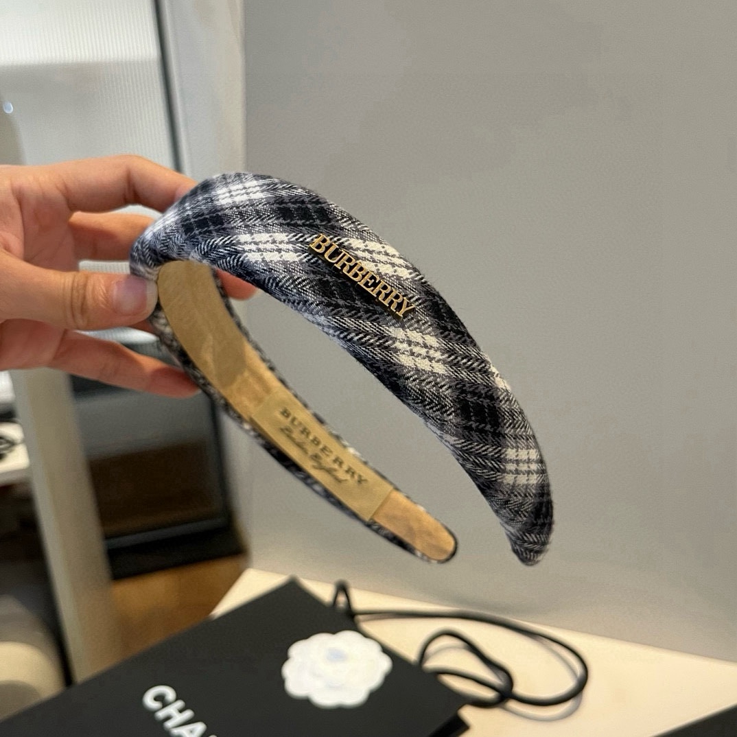pBurberry巴宝莉格子发箍