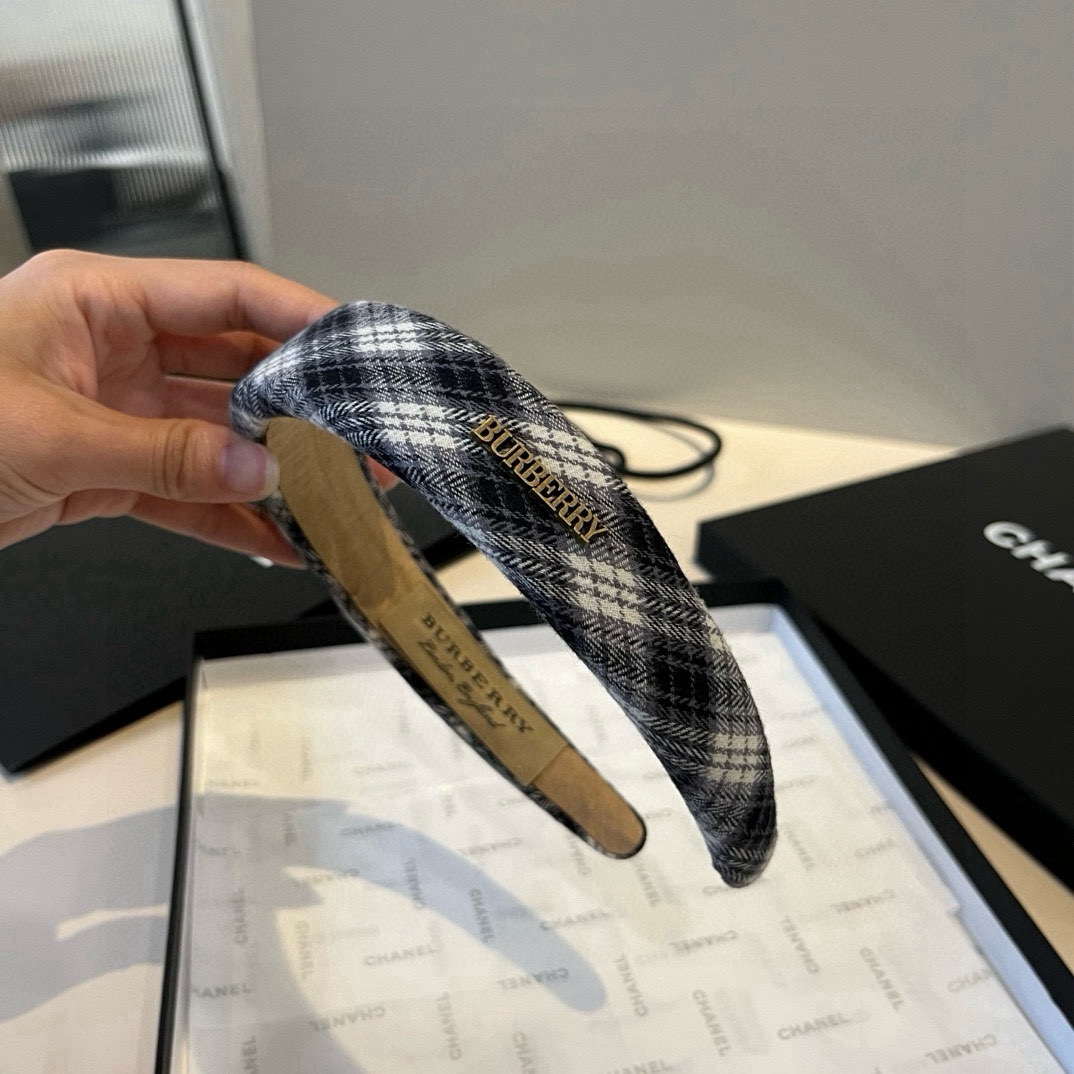 pBurberry巴宝莉格子发箍