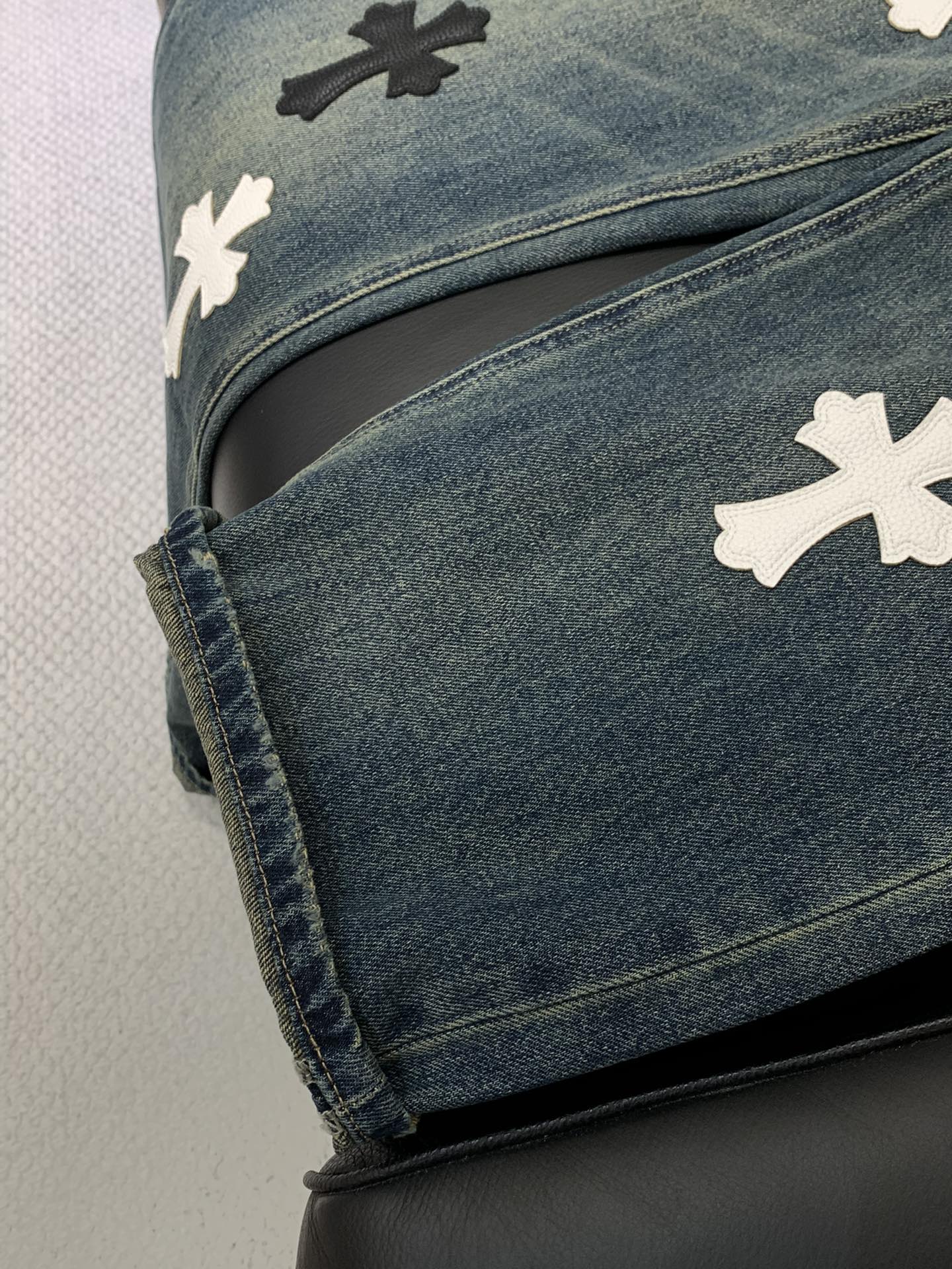 “Spring 2025 New Fashion: Synchronized Cabinets & Fashionable Water Washing Jeans” - 图片 7