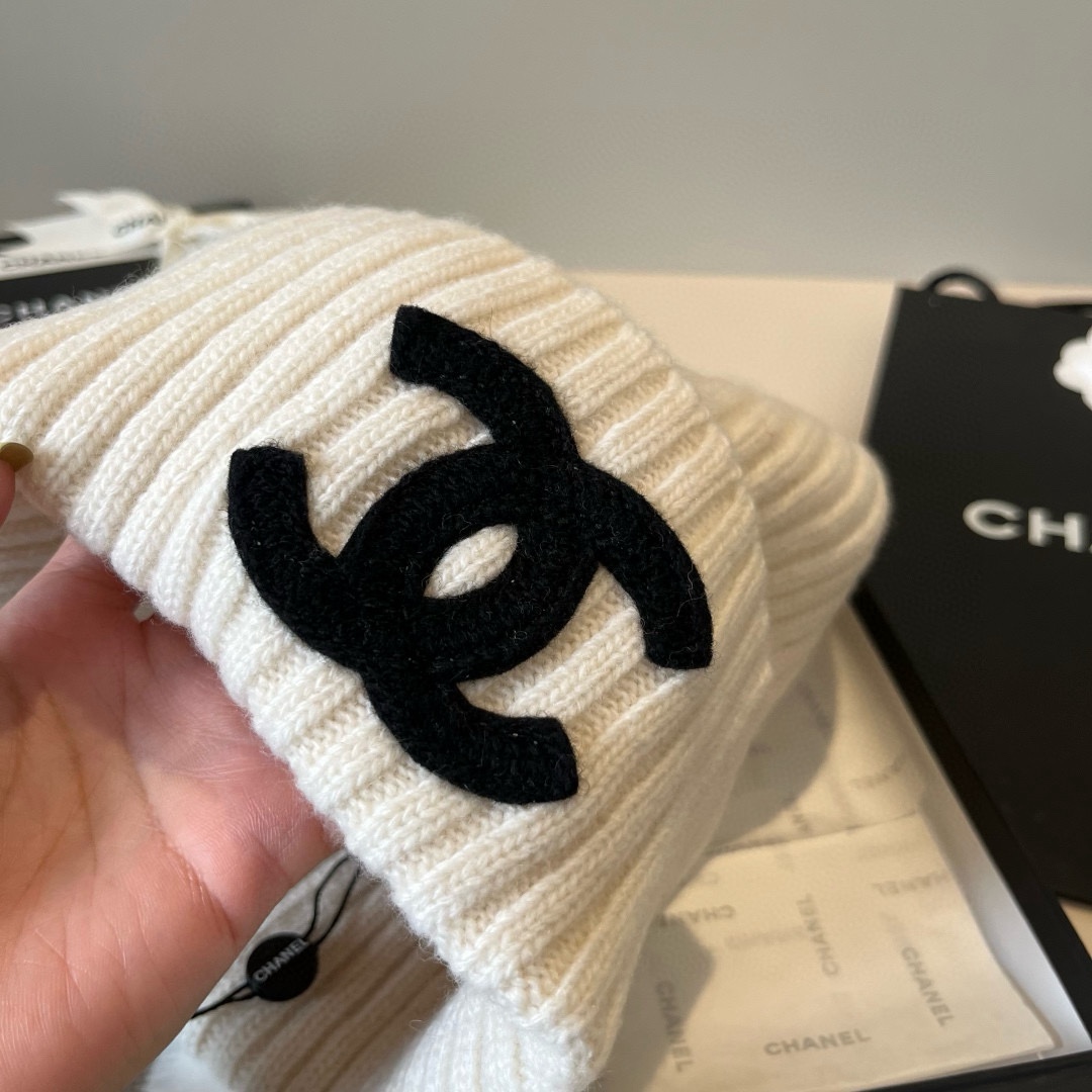 🆕

Chanel香奈儿针织毛线帽