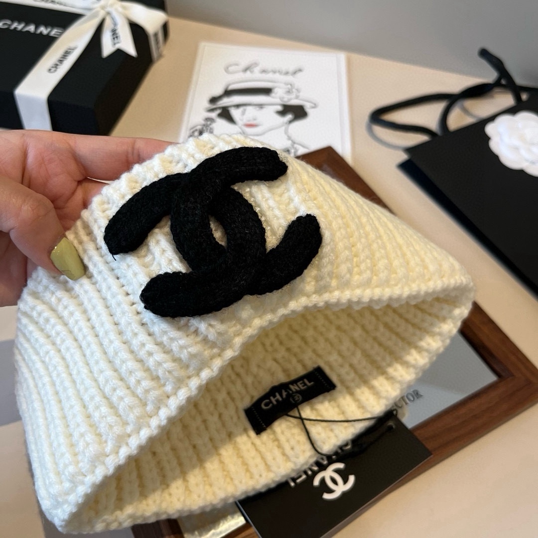 🆕

Chanel香奈儿针织毛线帽