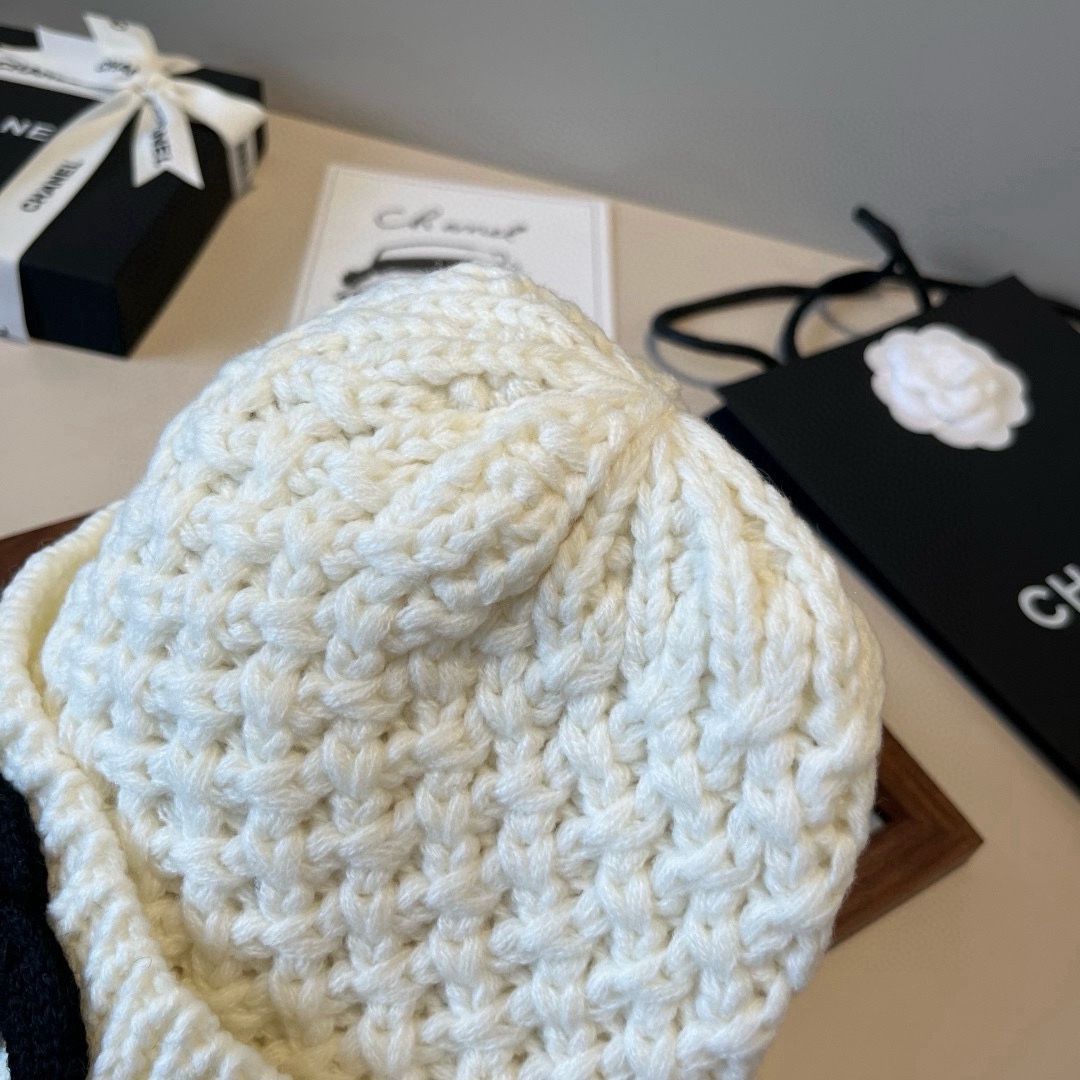 🆕

Chanel香奈儿针织毛线帽