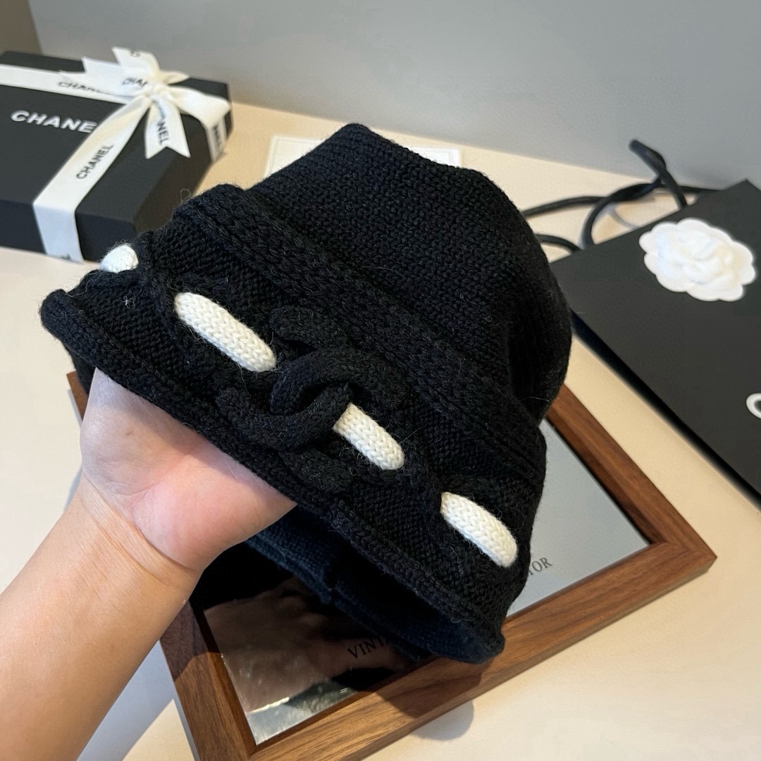 🆕

Chanel香奈儿针织毛线帽