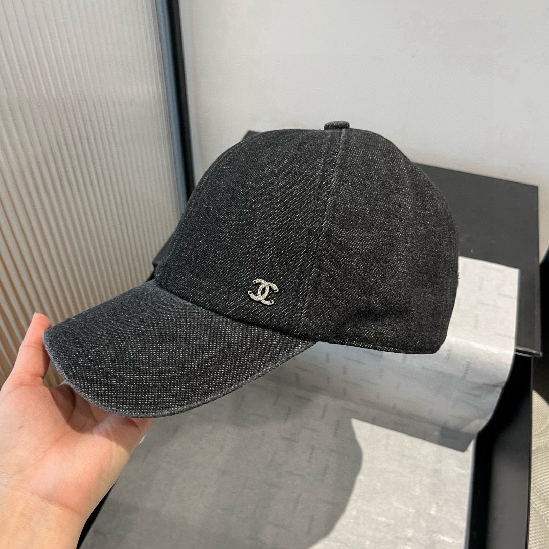 🆕

Chanel香奈儿牛仔鸭舌帽，25年专柜新款，头围57cm