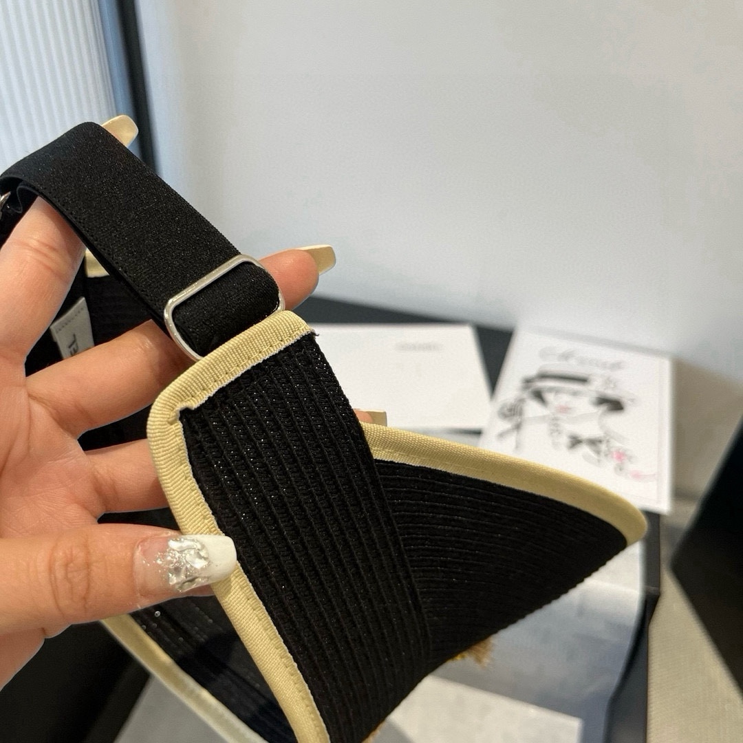 🆕

Chanel香奈儿空顶遮阳帽，PP草面料，可调节