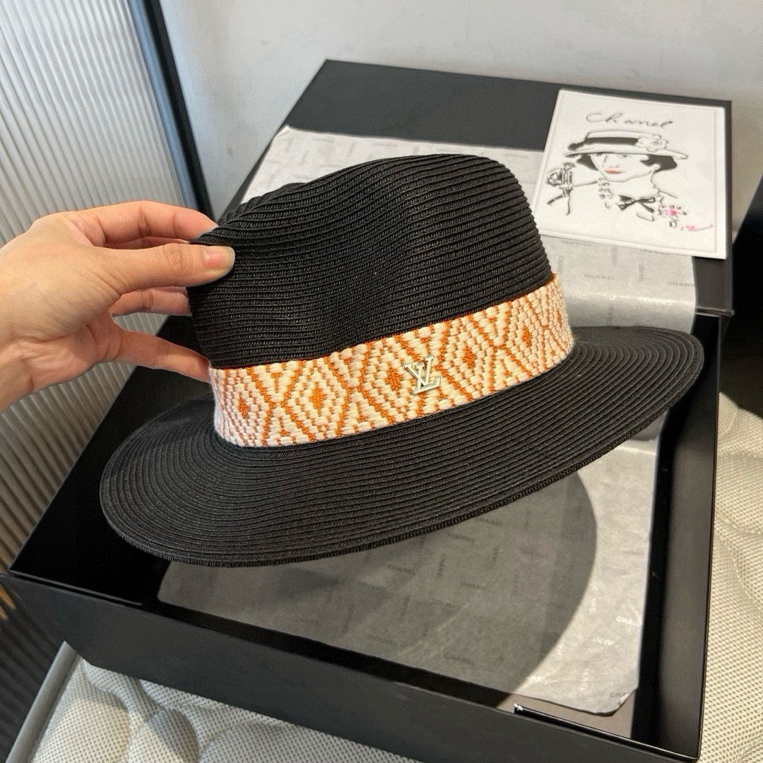 🆕

Lv路易威登新款礼帽，凹凸设计，头围57cm