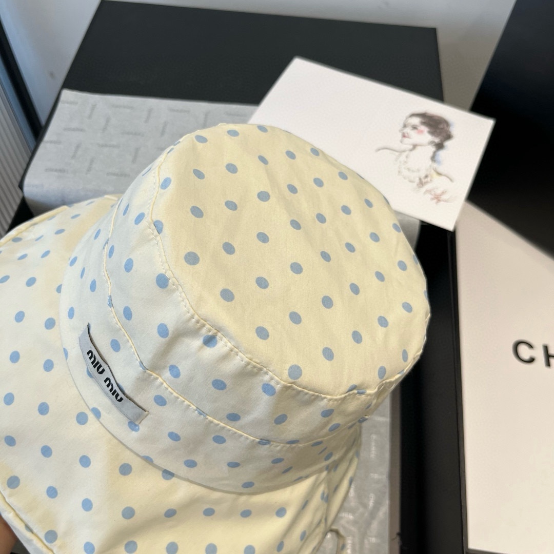 🆕

miumiu缪缪新款渔夫帽，遮阳帽，头围57cm