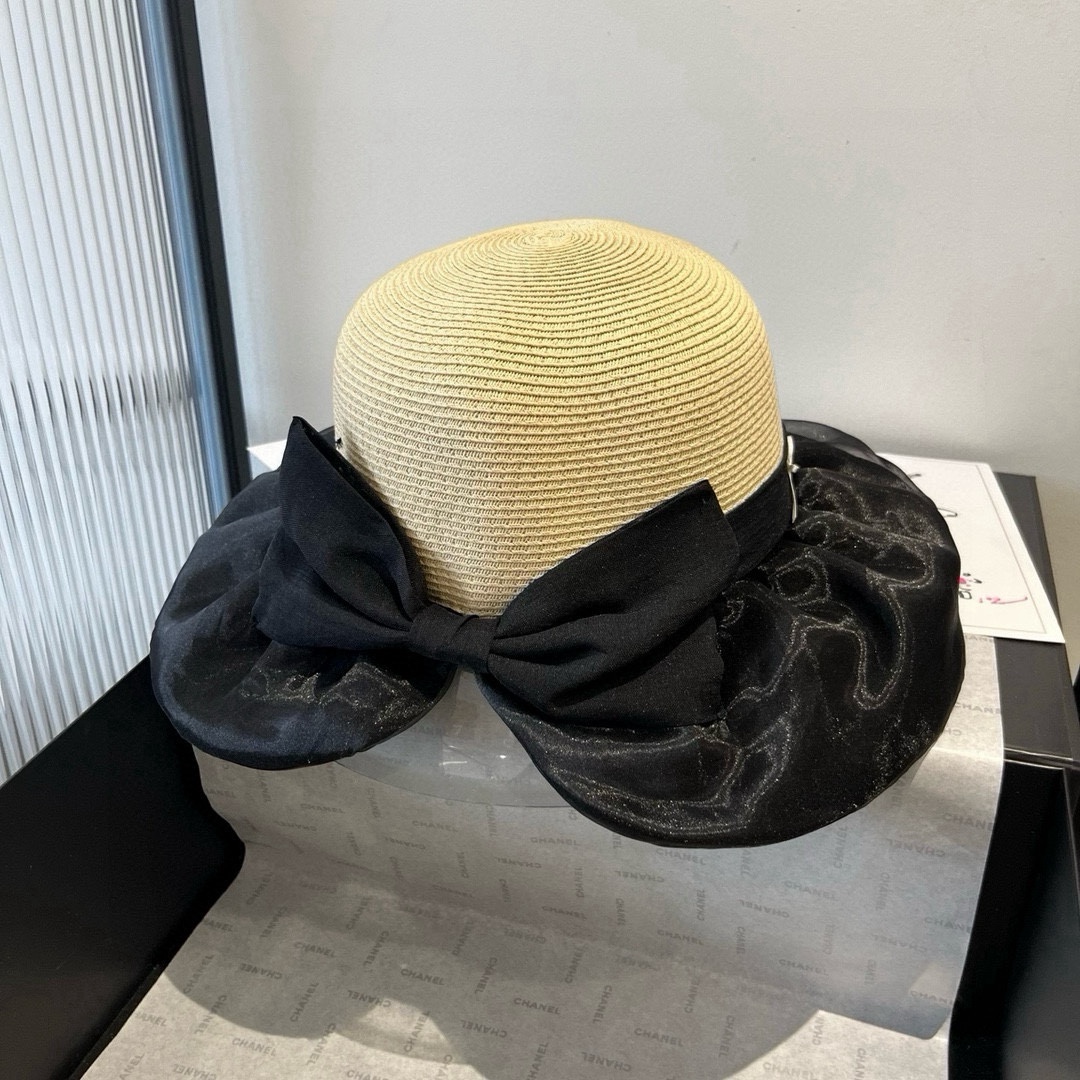 🆕

miumiu缪缪新款灯笼帽，遮阳草帽，防紫外线帽檐，头围57cm