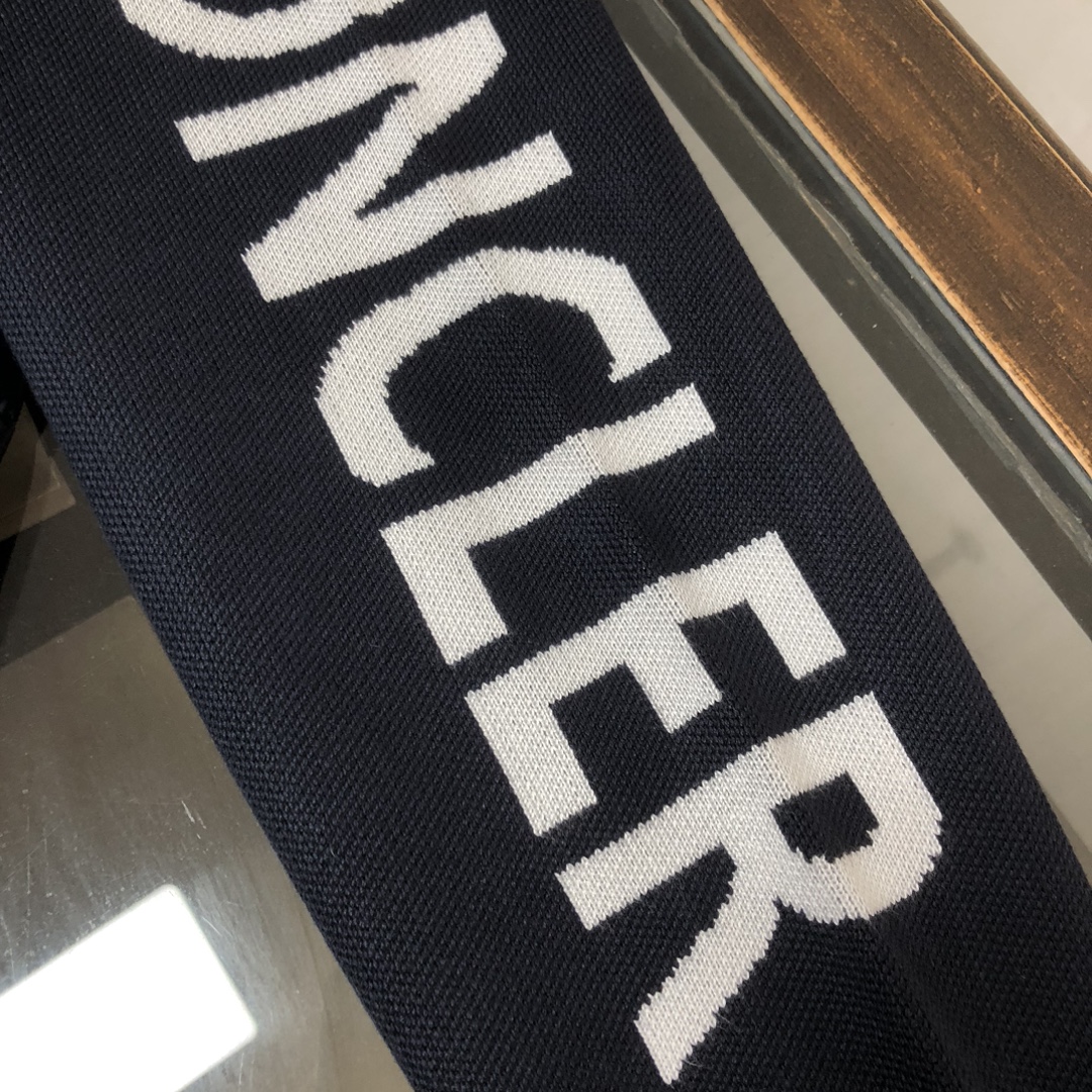 MONCLER 蒙口 新款 羽绒袖子ニットジャケット