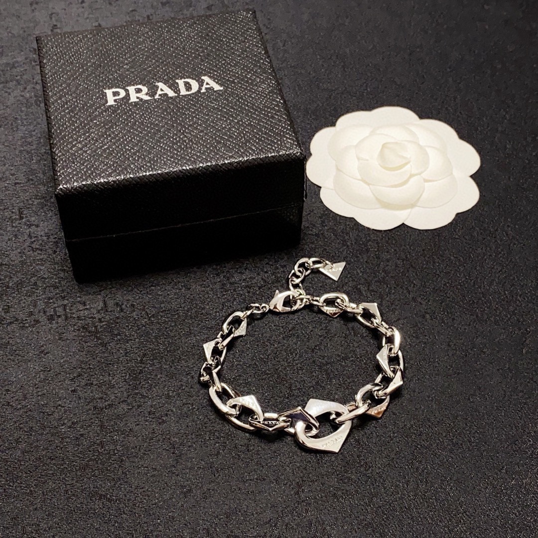 p300 ♪ PRADA Prada high version of the fashion chain ♪ - 图片 6