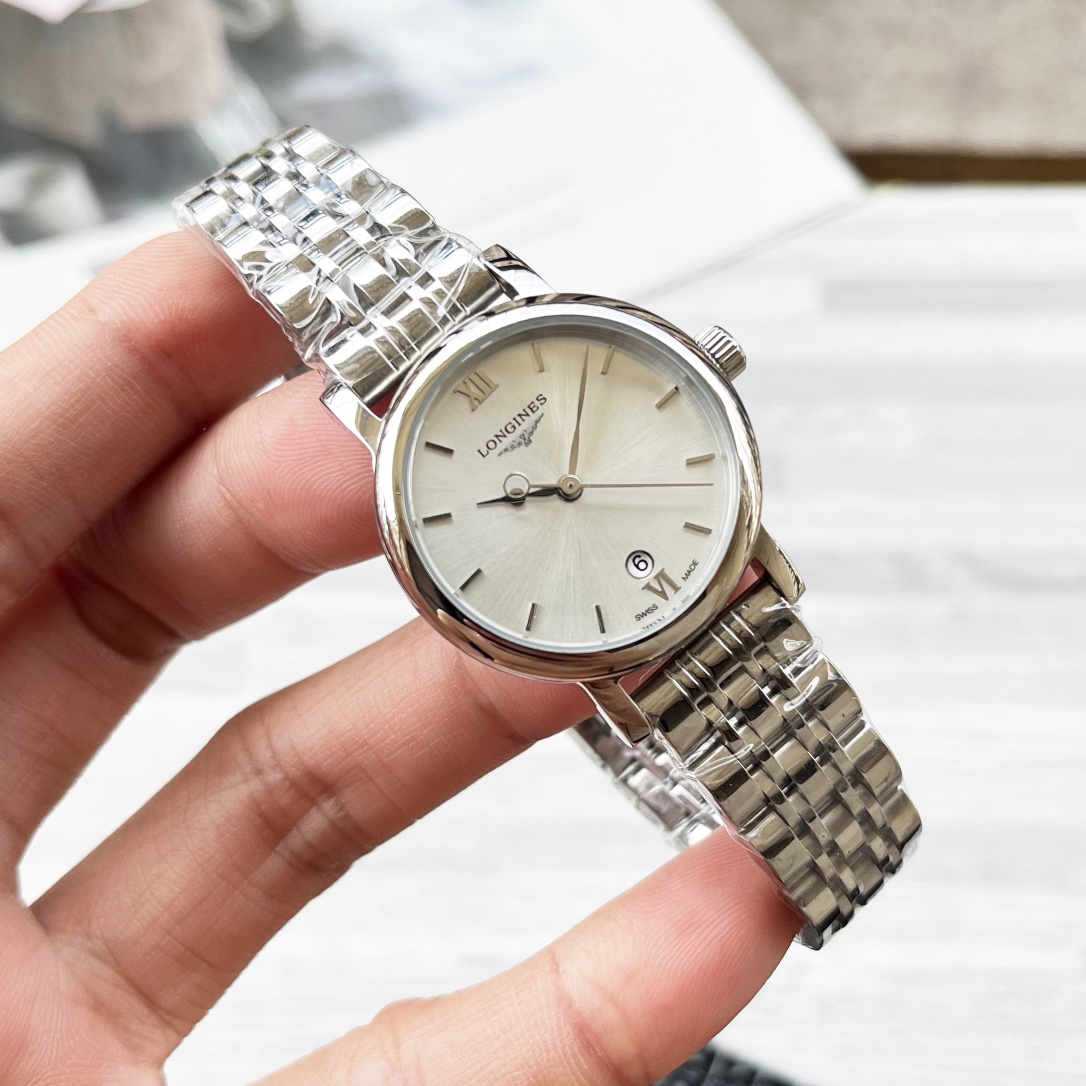 NO:339550,Longines combines female materials and dynamic lines to create a new Conquest Classic watch. The new watch is still faithful to the brand's iconic elegance. This series of watches uses imported Japanese quartz movements. It is extremely accurate in walking and uses a steel bracelet. It is exquisite and delicate, perfectly meeting the needs of contemporary women!  , longines19860909浪琴表结合女性材质与动感线条 打造出全新康柏系列(Conquest Classic)腕表 新款腕表仍然忠实于该品牌的标志性优雅气质 该系列腕表采用进口日本石英机芯 走时精准无比 并采用精钢表链 精致而细腻 完美符合当代女性需求！,,longines,Watch