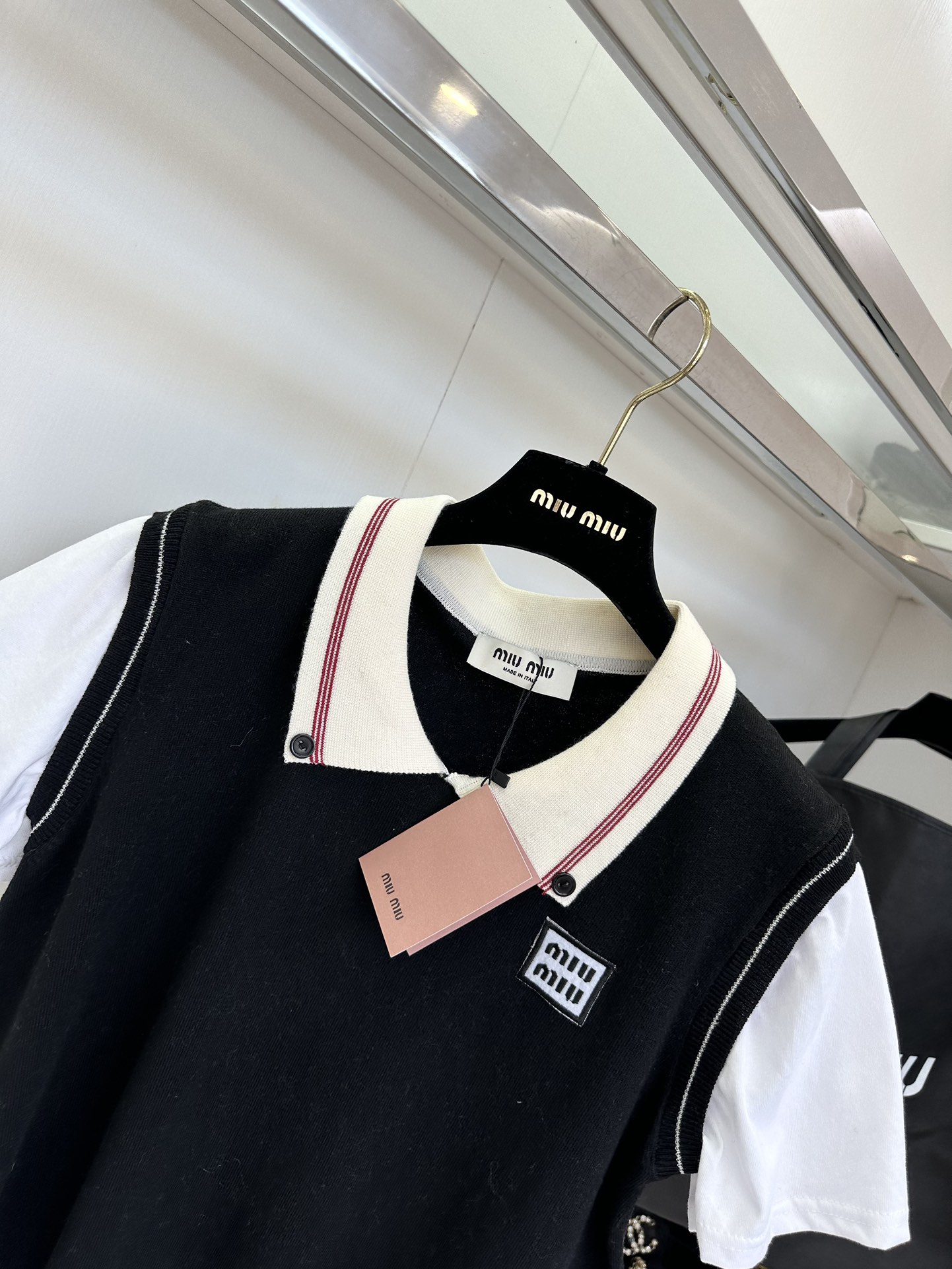 Miu Miu Peter Pan Collar Two-Piece Set: Youthful & Adorable Academia Style 10 i1754148394 149 8