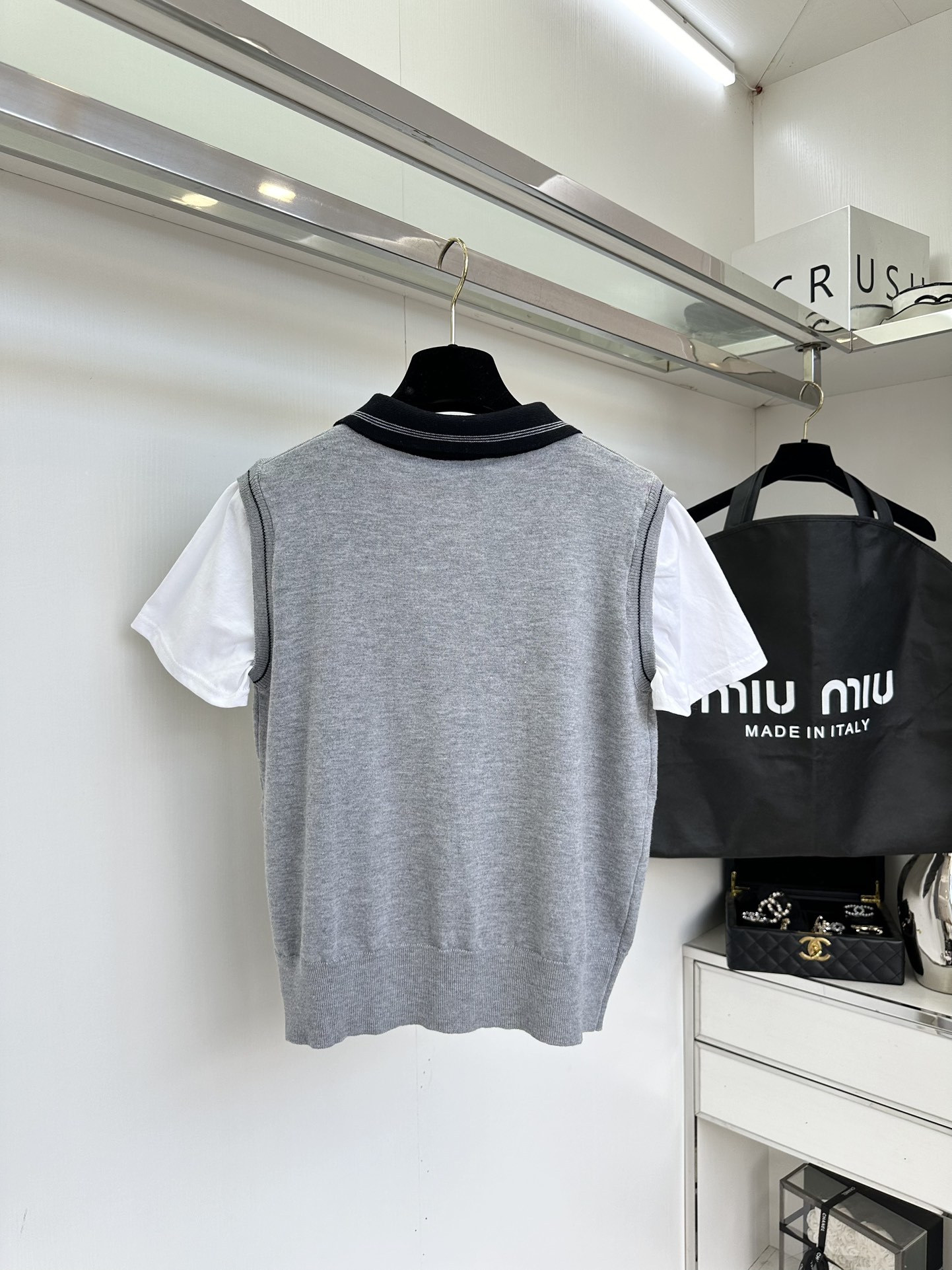 Miu Miu Peter Pan Collar Two-Piece Set: Youthful & Adorable Academia Style 3 i1754148394 8792 1
