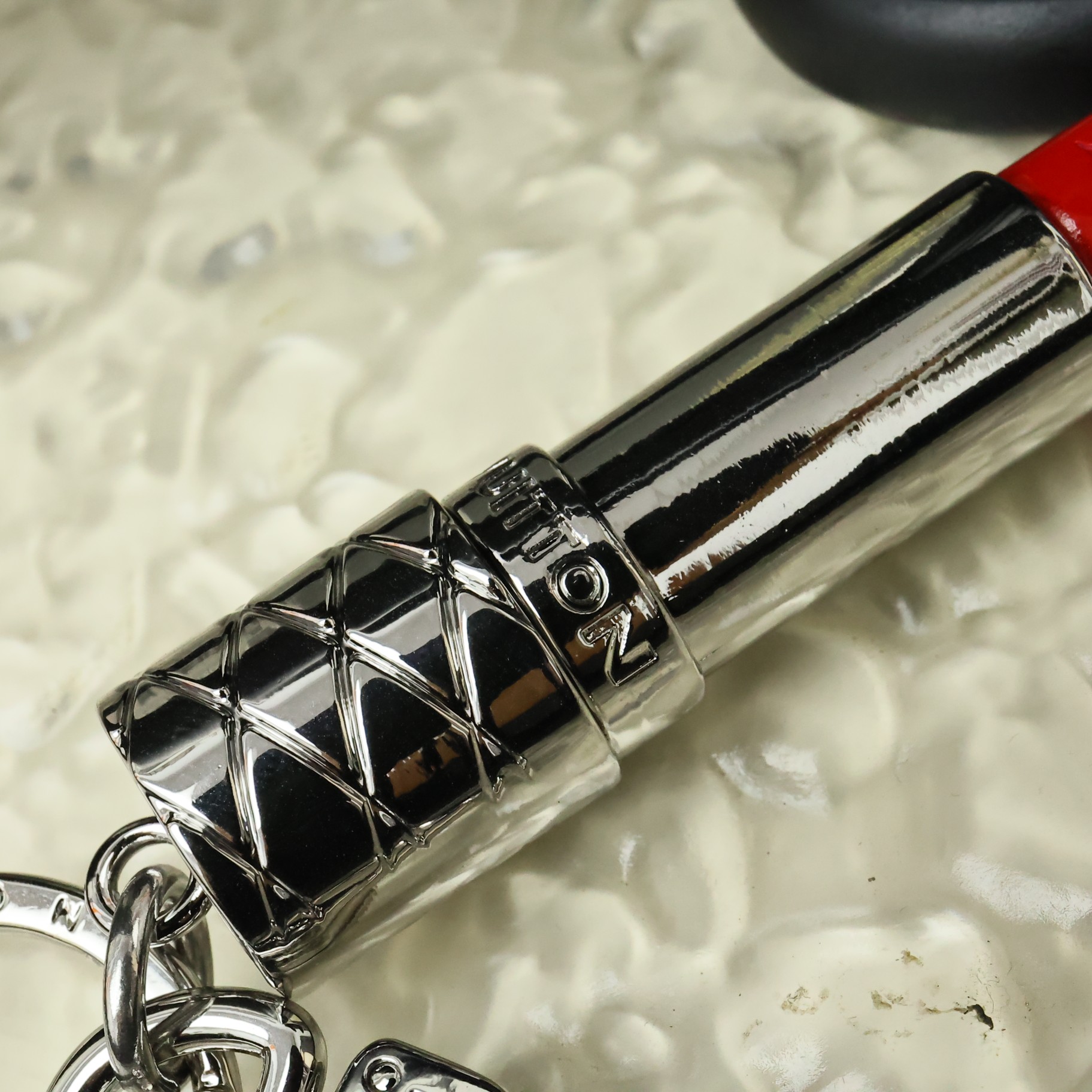 ❗️新品❗️M03006 ☀️Louis Vuitton 路易威登LV LIPSTICK 口红💄包饰钥匙
