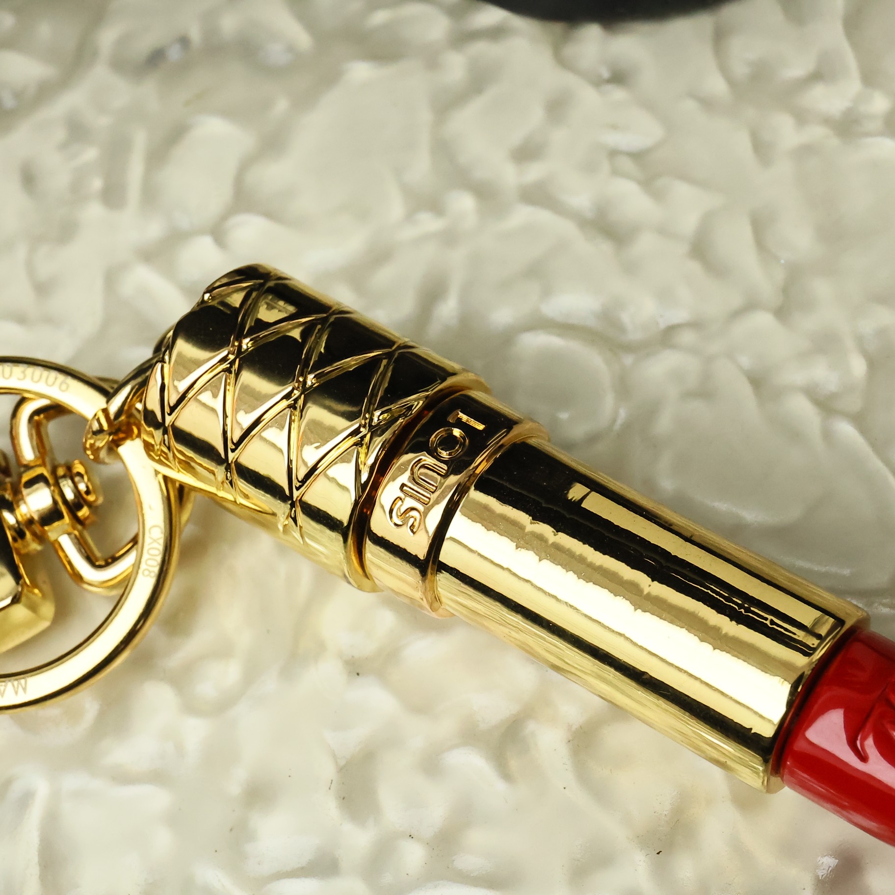 ❗️新品❗️M03006 ☀️Louis Vuitton 路易威登LV LIPSTICK 口红💄包饰钥匙