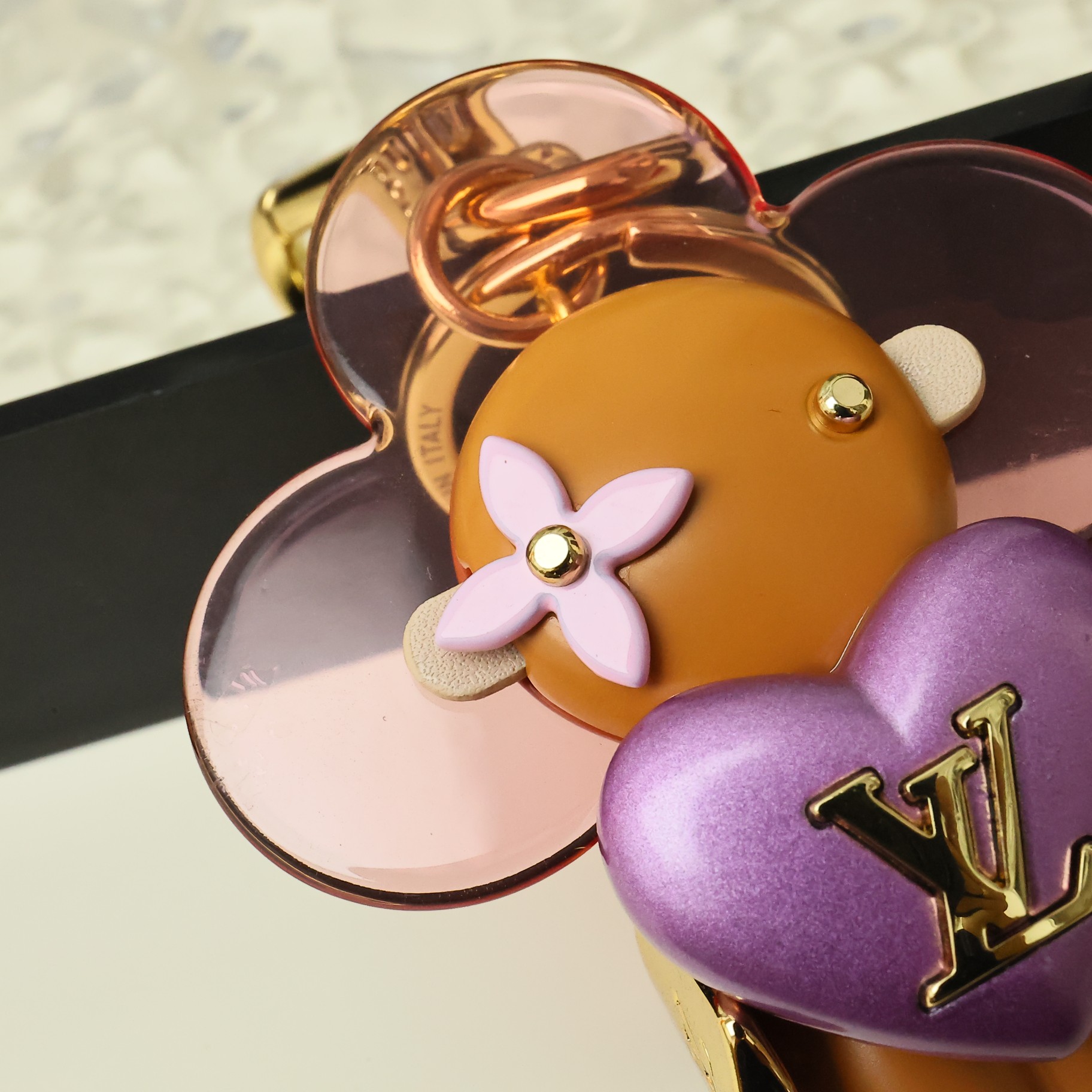 LV上新啦｜那些可可爱爱的小挂件！
Vivienne草间弥生～
Vivienne Keycharm! 🥰