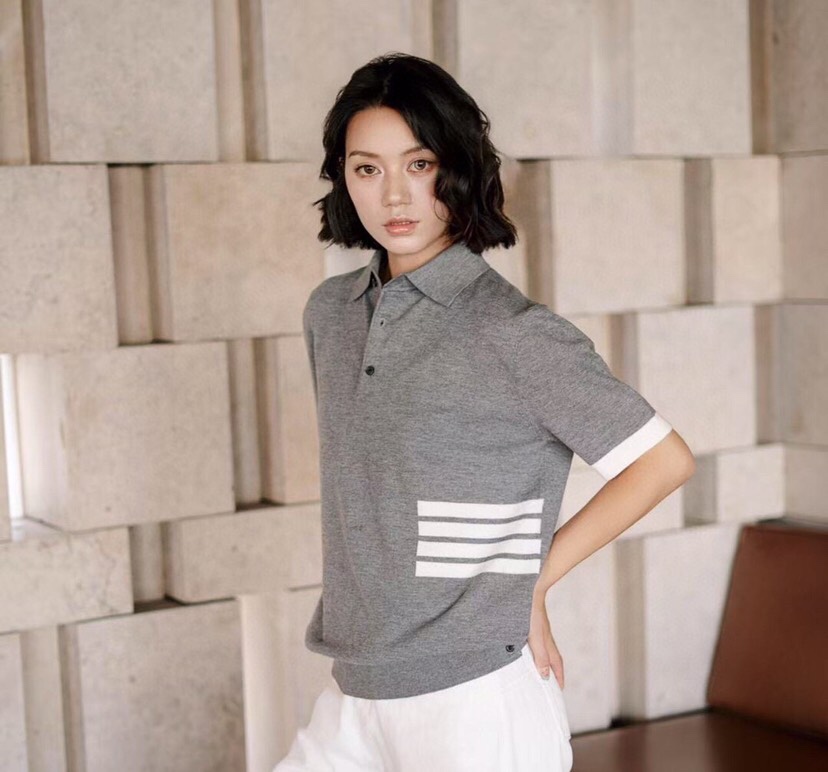 THOM BROWNE Dog Knitting Polo Shirt: 576 Upper Body Chart, Short-Sleeved T-Shirt. - 图片 5