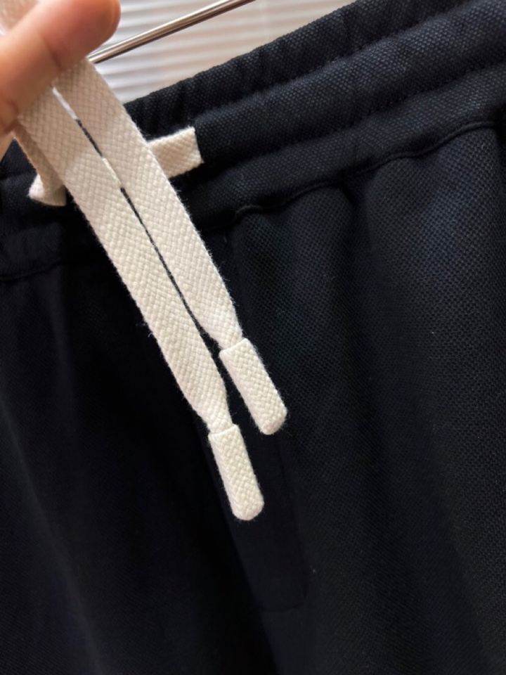 Loewe Spring 2025 Leisure Logo Shorts: High-End, Customized, Comfortable, Stylish Colors. - 图片 6