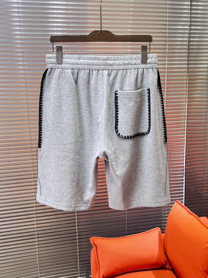 Loewe Spring 2025 Leisure Logo Shorts: High-end, Customized, Comfortable, Stylish. - 图片 9