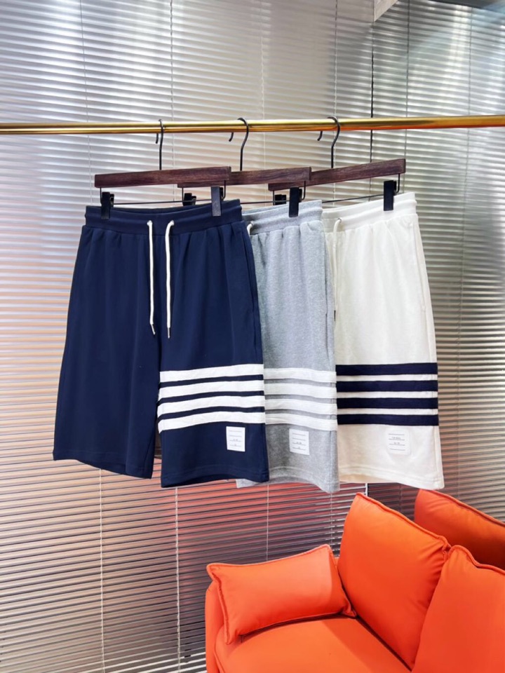 THOM BROWNE TB2025 Summer Update: Fashionable Shorts with Embroidered Matchers, Imported Fabrics, High Comfort. - 图片 2