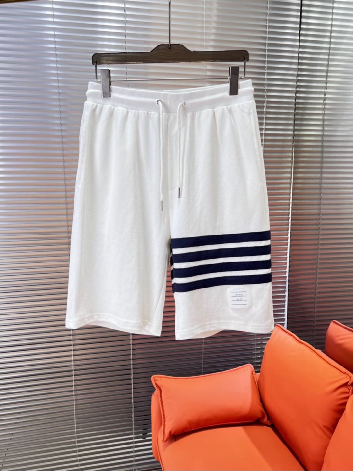 THOM BROWNE TB2025 Summer Update: Fashionable Shorts with Embroidered Matchers, Imported Fabric. - 图片 1