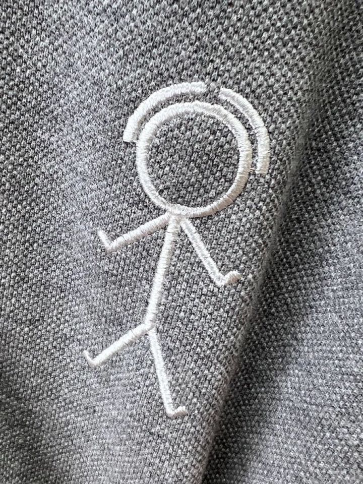 THOM BROWNE TB2025 Summer Update: Four-barped T-shirts, High-Stage Fashion, Comfortable, Imported Quality - 图片 5