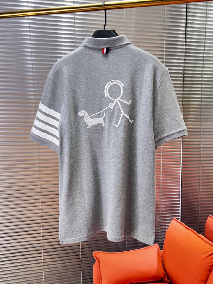 THOM BROWNE TB2025 Summer Update: Four-barped T-shirts, High-Stage Fashion, Comfortable, Imported Quality - 图片 9