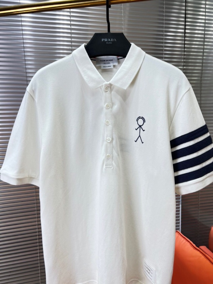 THOM BROWNE TB2025 Summer Update: Four-Barped T-shirts, High-Quality Imported Materials, Stylish Colors - 图片 4
