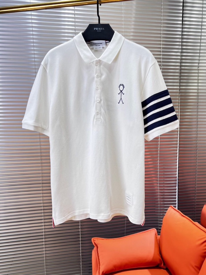 THOM BROWNE TB2025 Summer Update: Four-Barped T-shirts, High-Quality Imported Materials, Stylish Colors - 图片 1