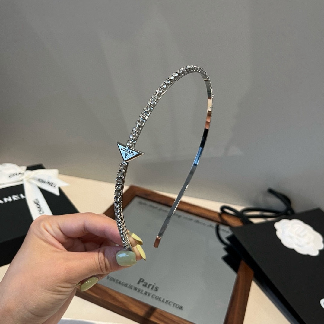 🆕

HERMES爱马仕新款蝴蝶结碎花发箍