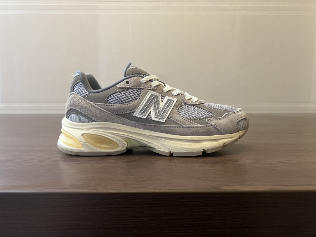 价格调整 New Balance M2010系列 新百伦 复古老爹风网布跑步休闲运动鞋