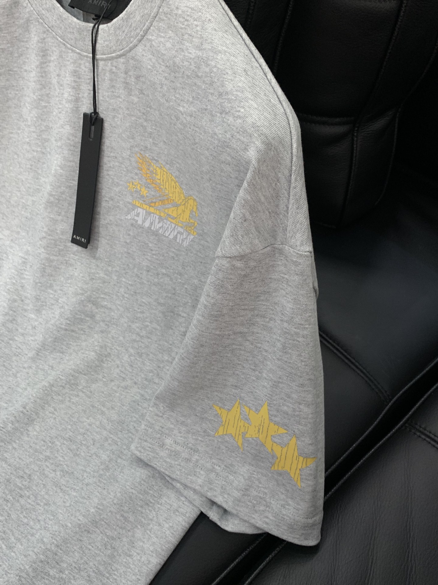 Title: P816 Amir Amiri Summer 2025 Collection Summary Summary: High-quality one-size-fits-all T-shirt suits with original fabric, top-grade printing, and cosmopolitan design for summer - 图片 5