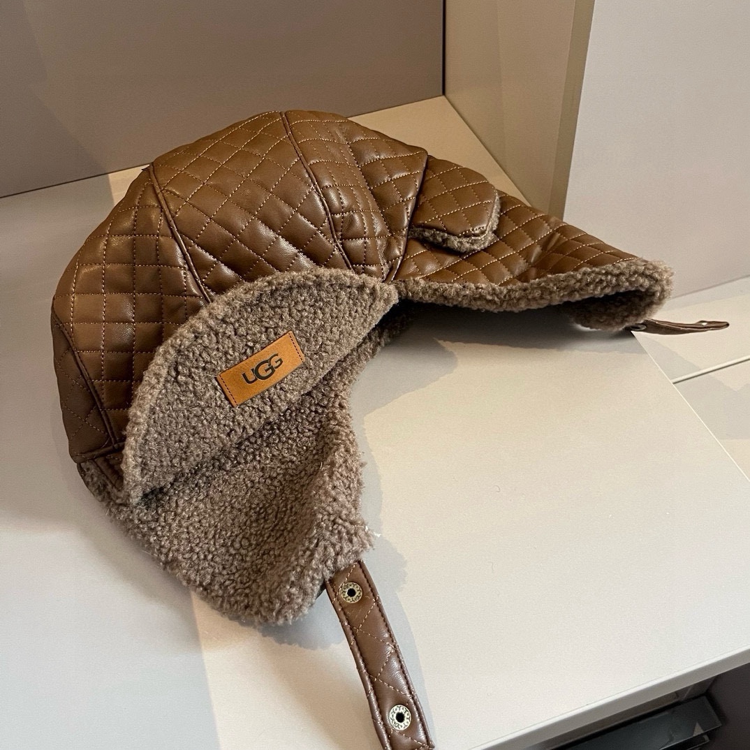 🆕

ugg菱格护耳帽，雷锋帽